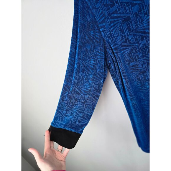 Chico's Shirt Women's XL 2 Blue Travelers Over Shirt Artsy Art To Wear Stretch - Picture 8 of 8